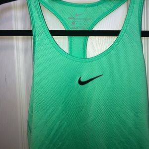NIKE Woman’s Bright Green Tank- NWOT